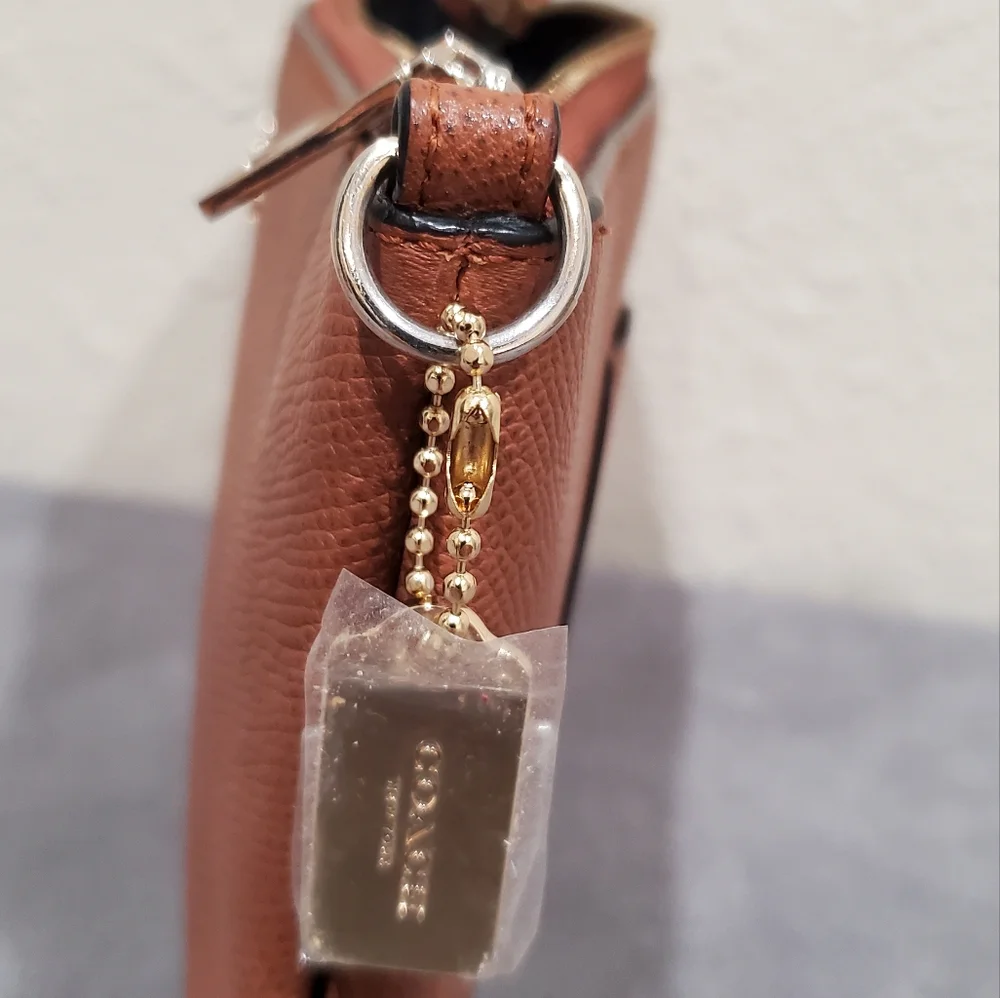 Coach small crossbody - Picture 10 of 10